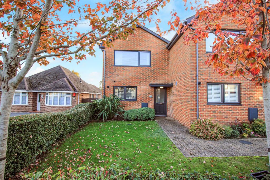 2-bed semi-detached on Portsmouth Road, Sholing, SO19, £300,000