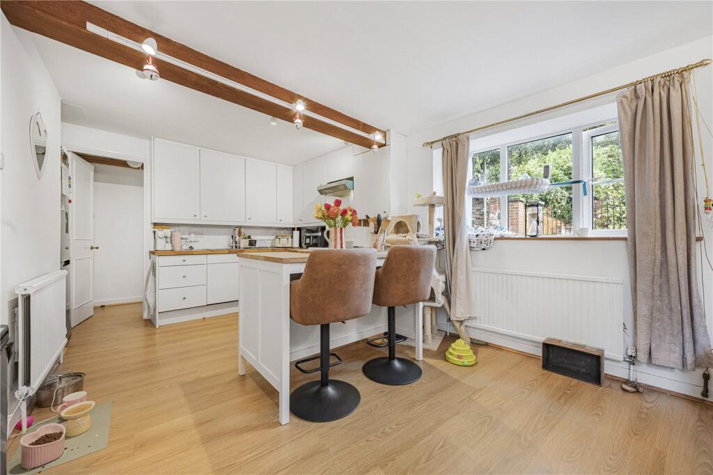 House in South Oxfordshire, Henley-on-Thames - More