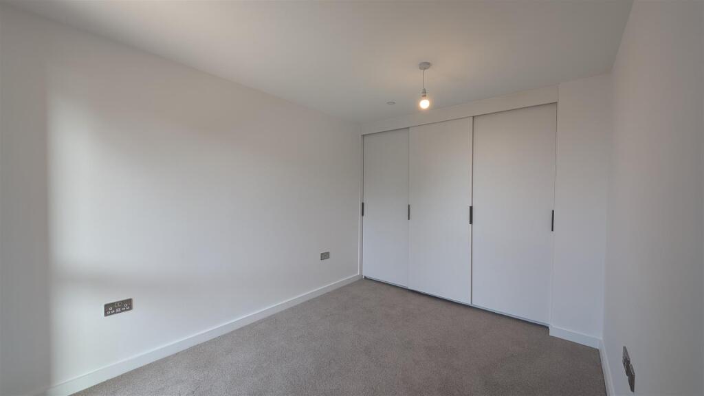 Apartment in Salford, Blackfriars, Lower Broughton - View 5