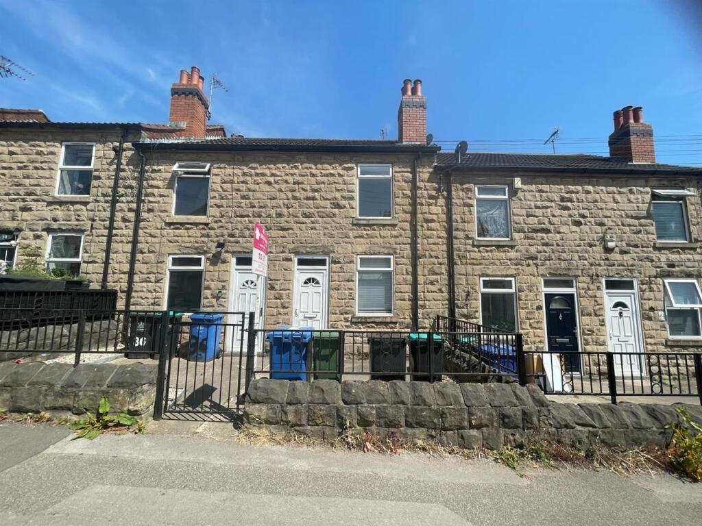 Main image of property: Vale Road, Mansfield Woodhouse