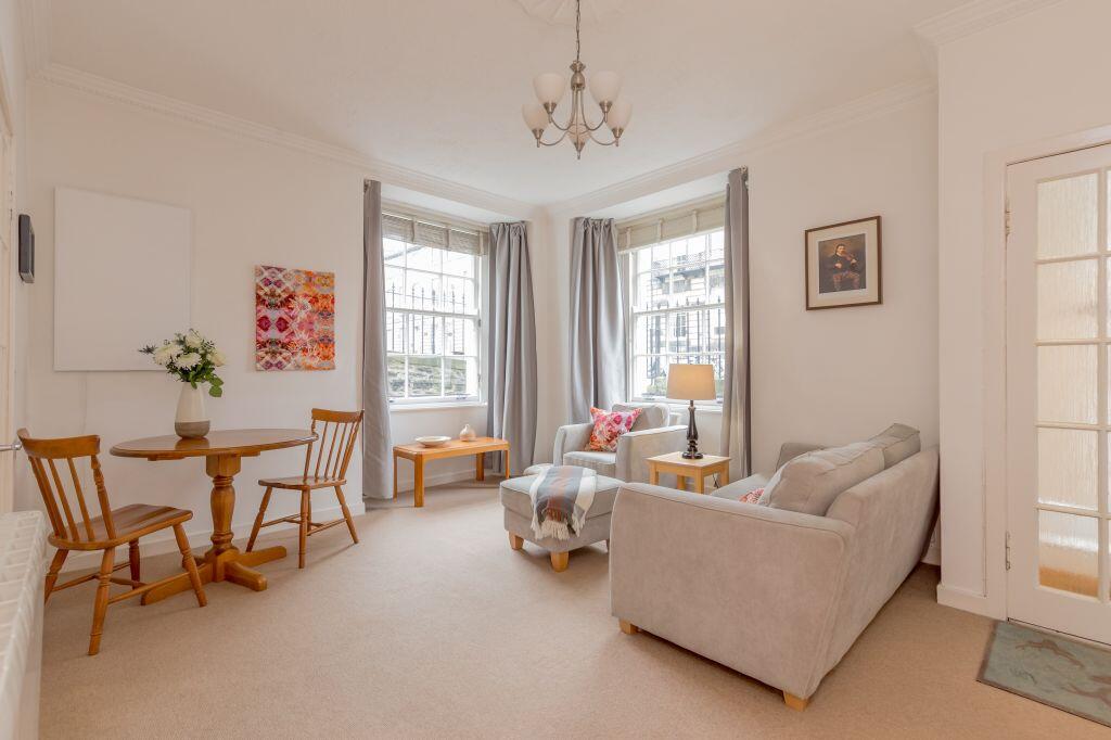 7 Northumberland Place, Edinburgh, EH3 6LQ - View 5