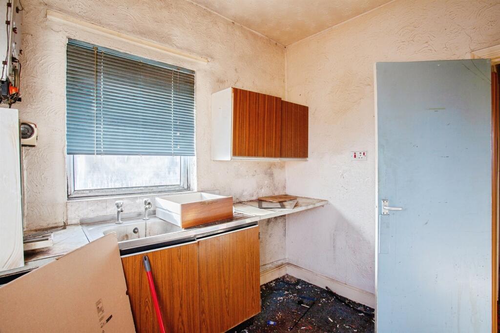 Apartment in Sheffield - View 4