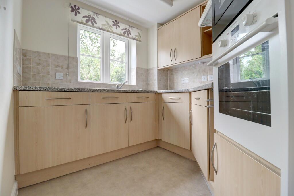 Apartment in Hemel Hempstead, Hazlemere - View 3