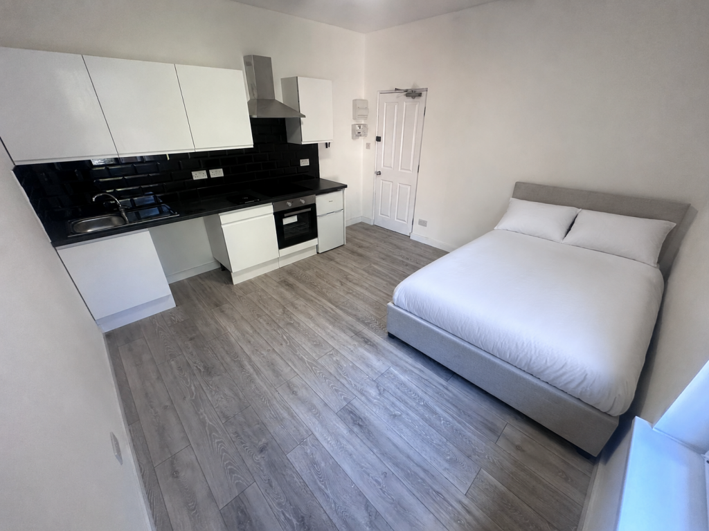 Main image of property: Gordon Avenue, Southampton, SO14