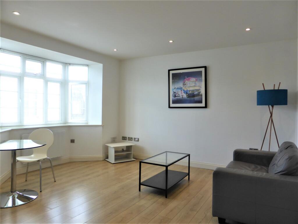 Main image of property: Mitre House - P1608