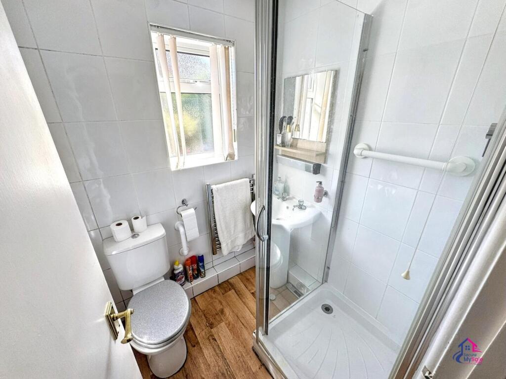 House in Nottingham - View 4