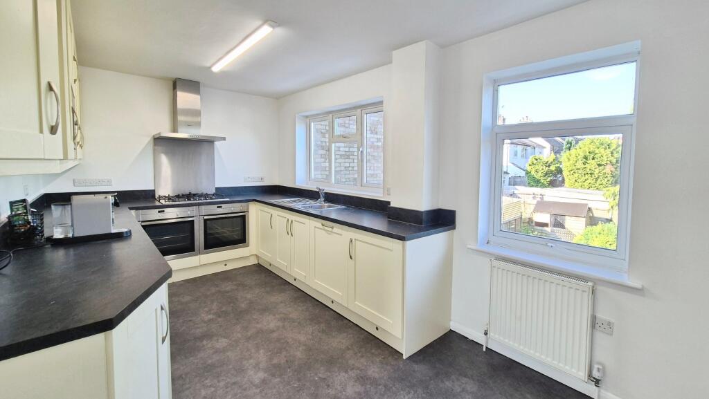 Main image of property: Beale Street, Dunstable, LU6