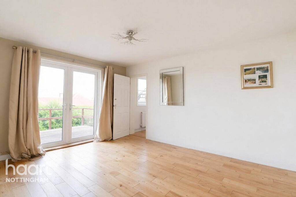 Meadow End, Radcliffe-on-Trent photo 4