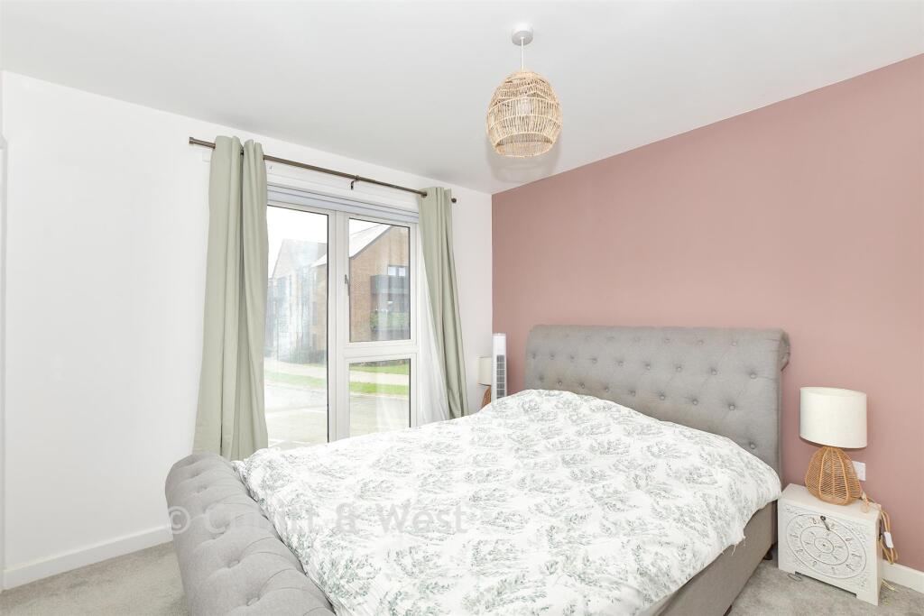 House in Redhill - More