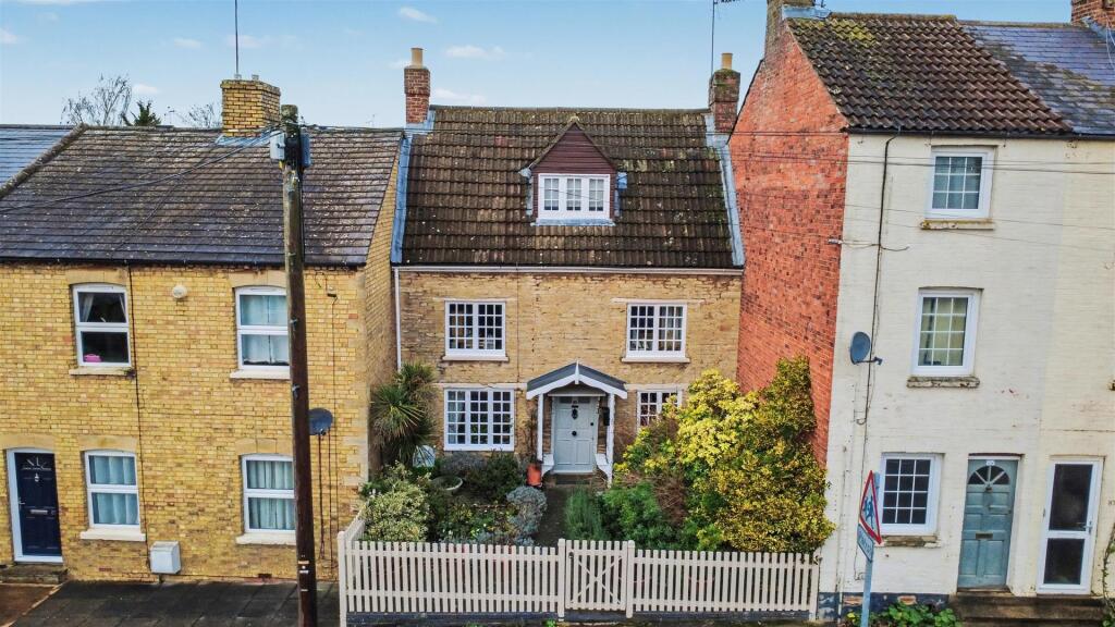 Main image of property: Huntingdon Road, Thrapston, Kettering