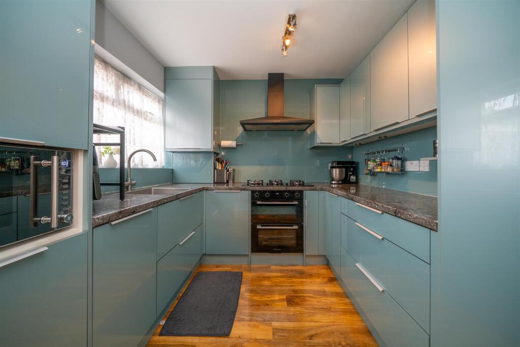 House in Watford - View 2