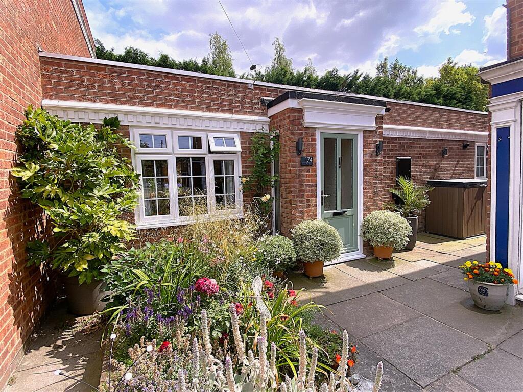 Main image of property: Wolsey Way, Syston, Leicester