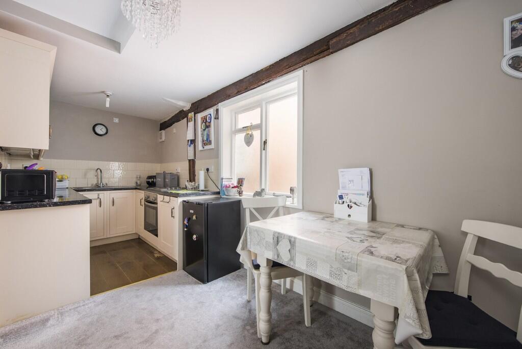 Apartment in Babergh, Sudbury - More
