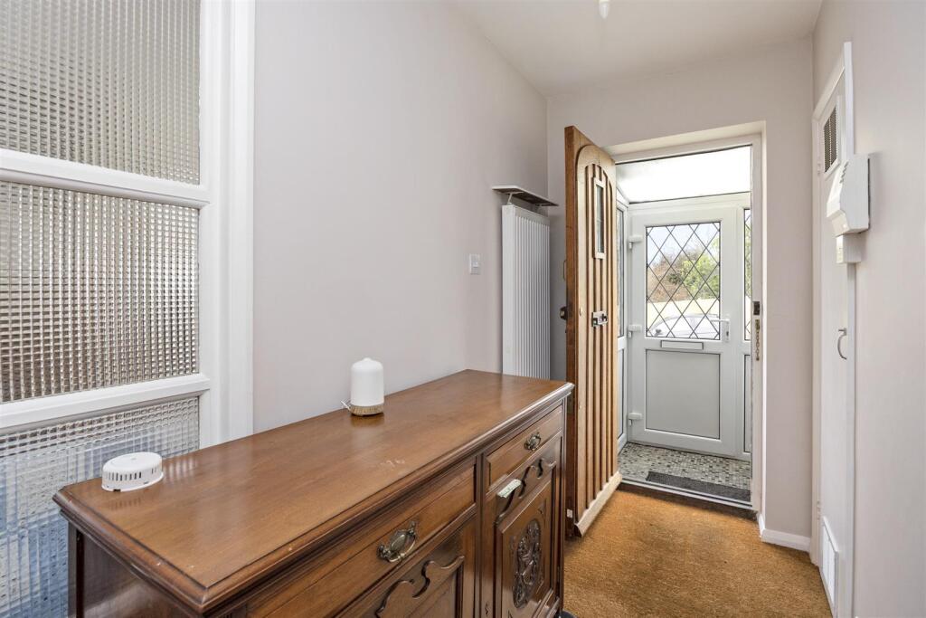 Beechwood Close, Surrenden, Brighton photo 4