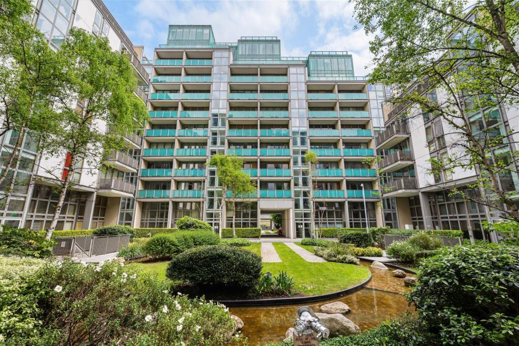 Main image of property: 52 Kirkpatrick House, Spencer Dock, Dublin 1, D01 XE65