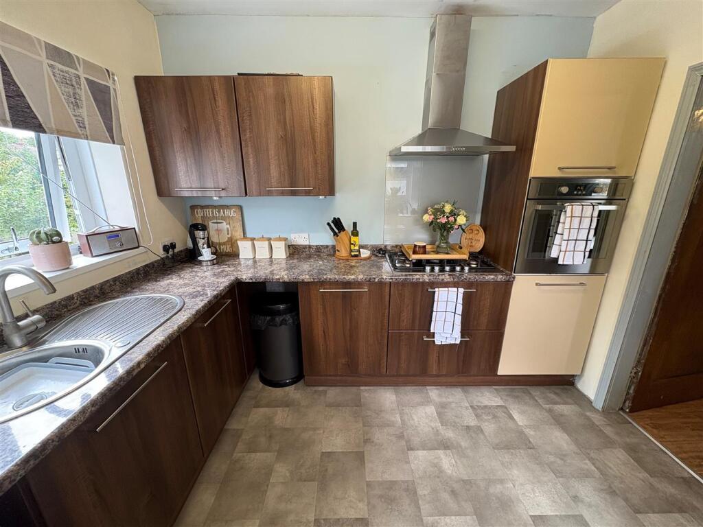 Additional image 7 of Old Road, Thornton, Bradford