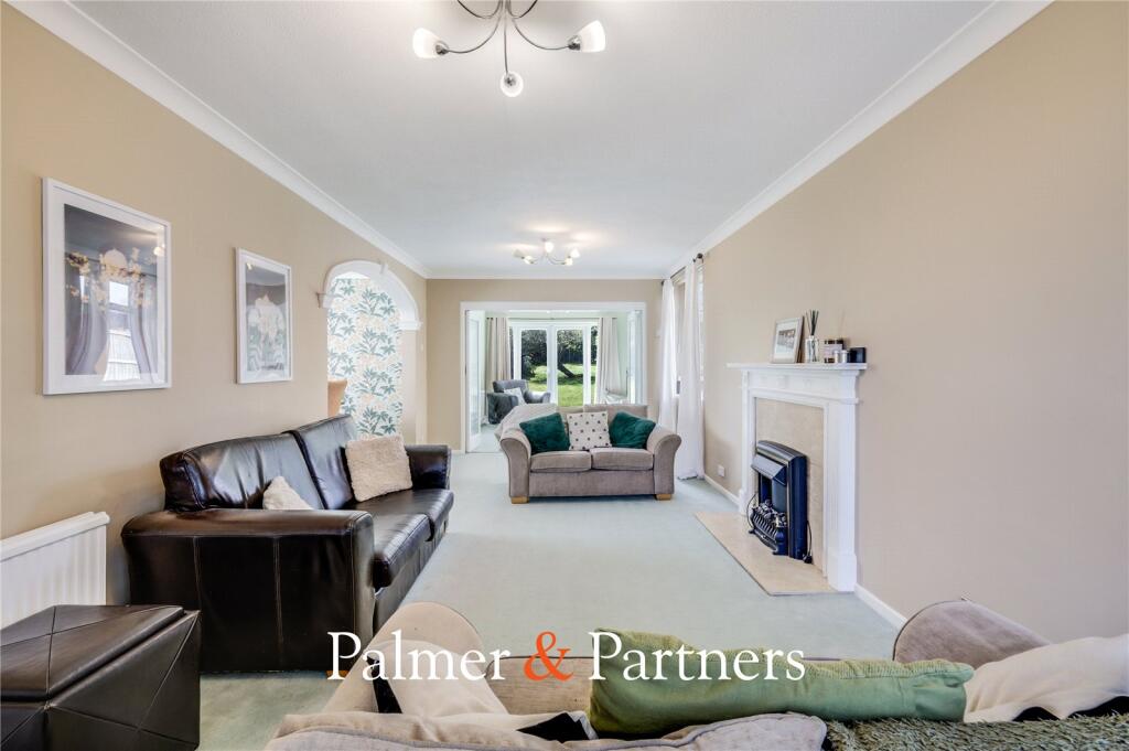 Maldon Road, Great Baddow, Chelmsford, Essex, CM2 - View 3
