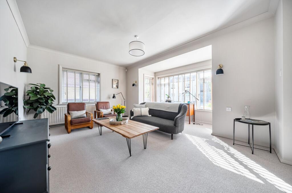 House in Haywards Heath, Slaugham - View 5