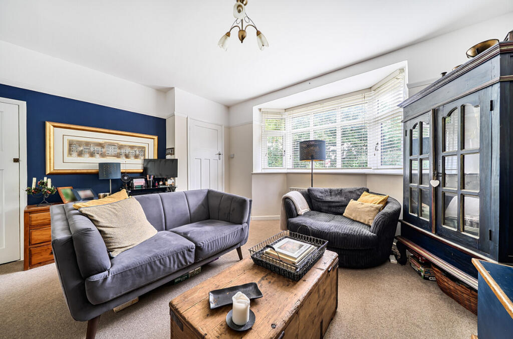 House in Redhill - View 2