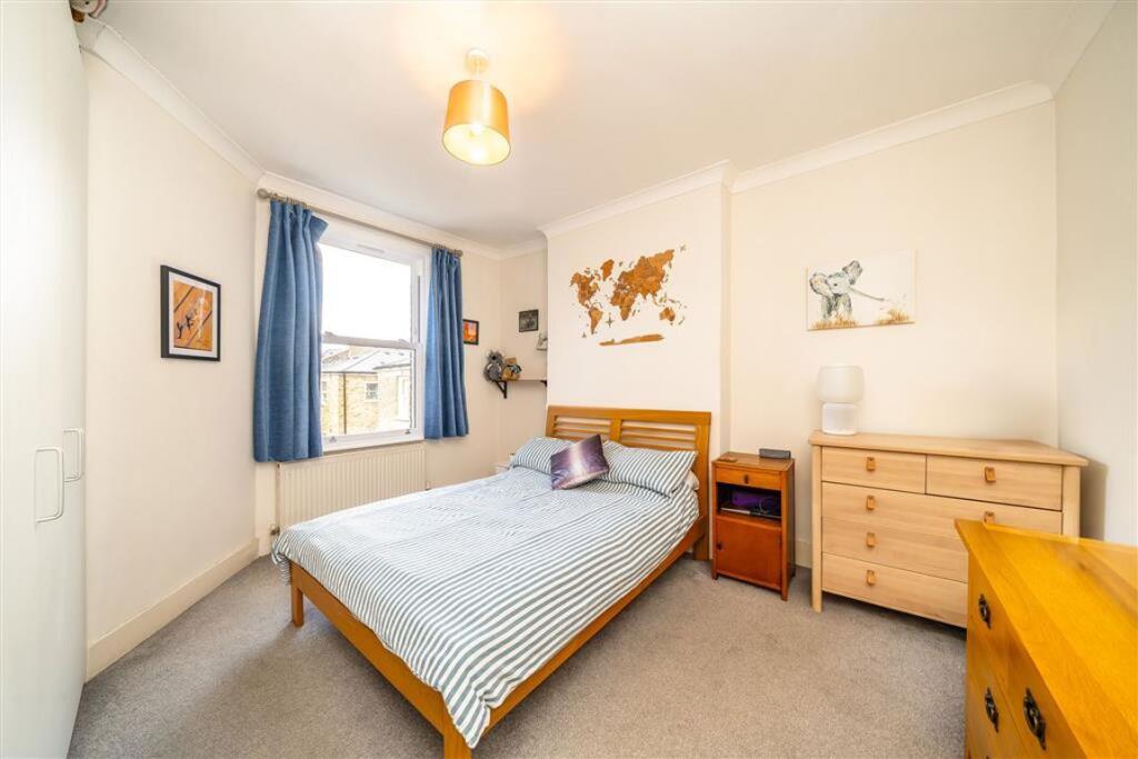 Apartment in London, Stockwell Park, Oval - View 3