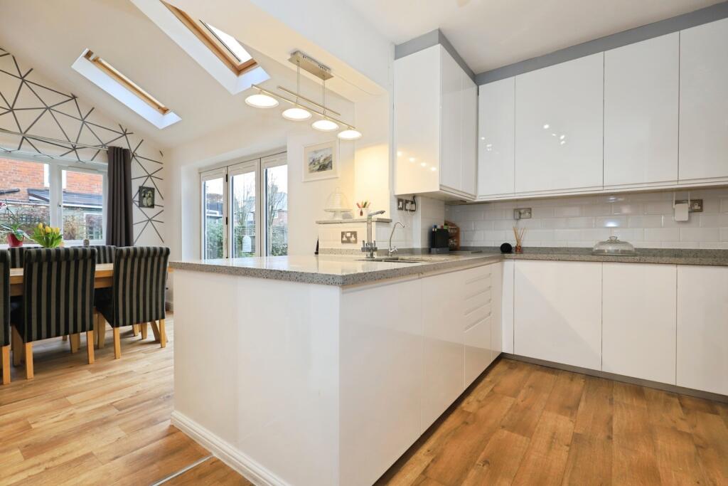 House in Wolverhampton, West Midlands - View 3