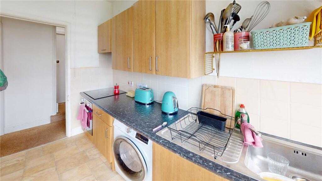 Apartment in Bristol - More