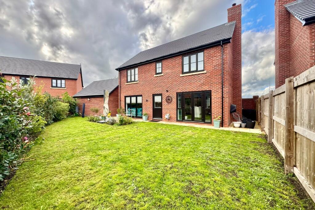 House in Aston, Alderwood Gardens, Newhall - View 3