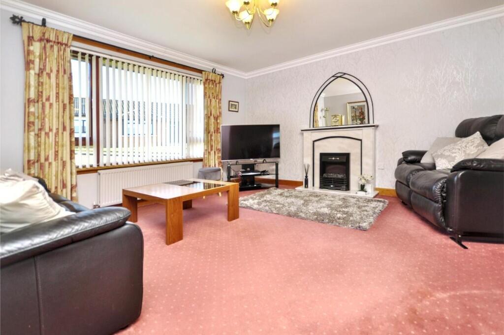 7 Torcy Drive, Girvan, Ayrshire, KA26 0EU photo 3
