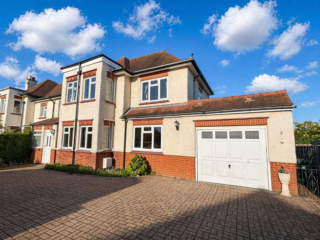 Main image of property: Worple Road, Staines, Surrey, TW18