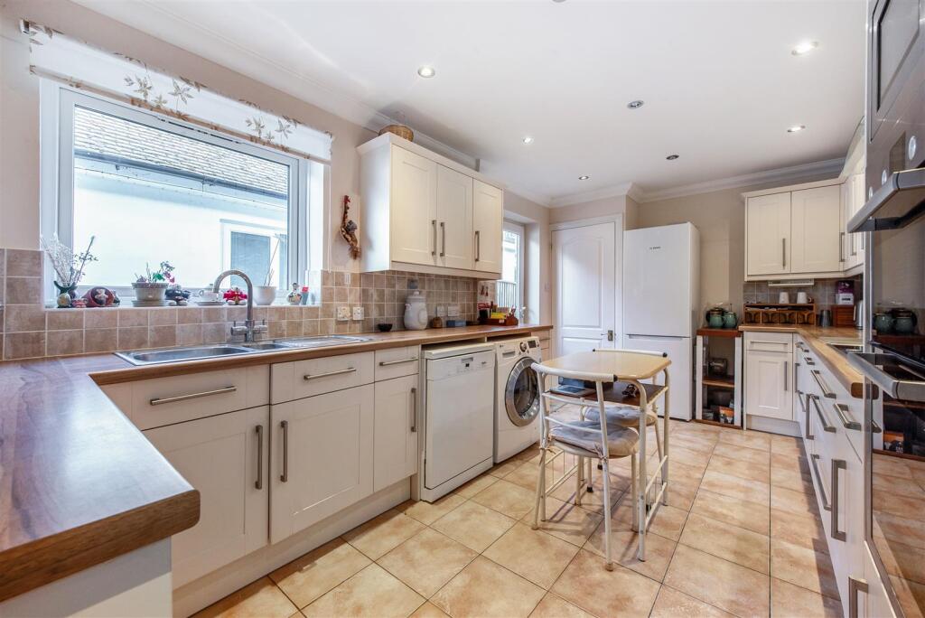 House in Chichester - View 5