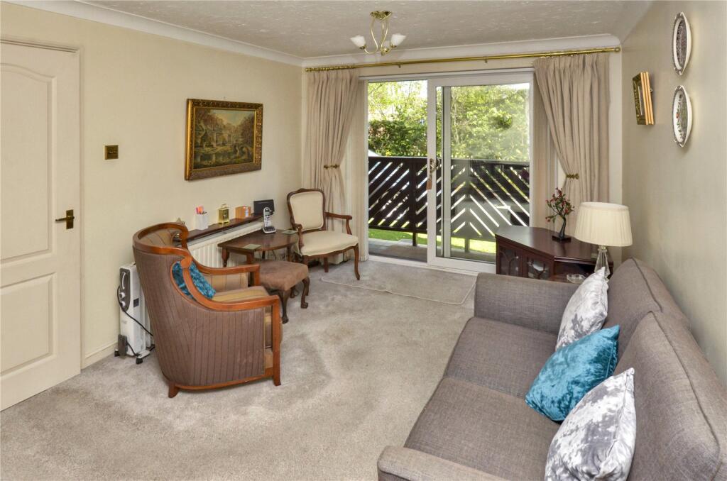 Apartment in West Moors - View 4