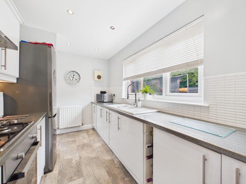 House in Bothwell, Springwells, Burnbank - More