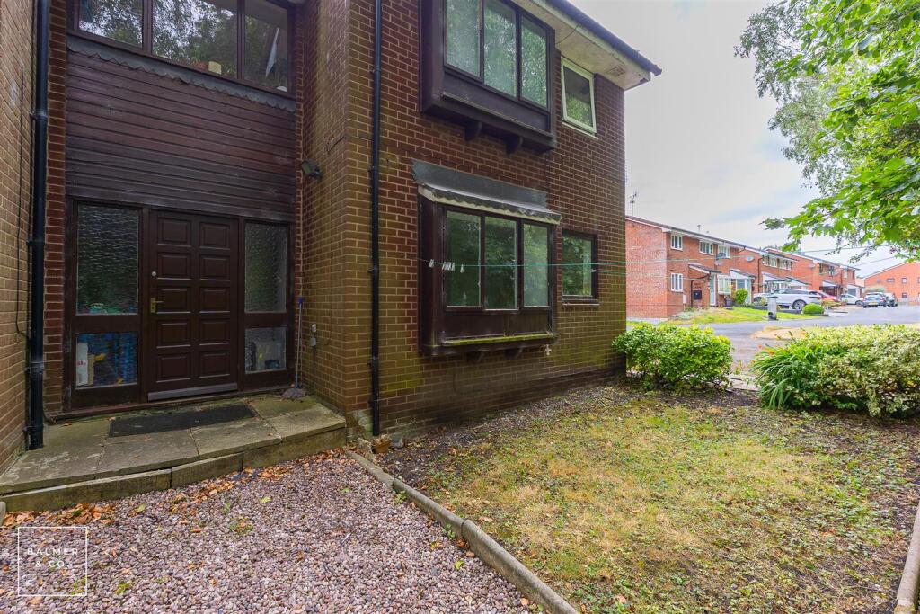Apartment in Manchester - View 4