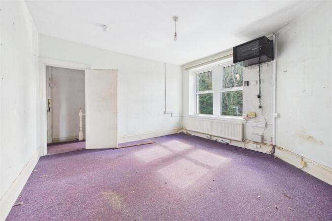 31 Lyndale Road, St George, Bristol BS5 7AA | Free