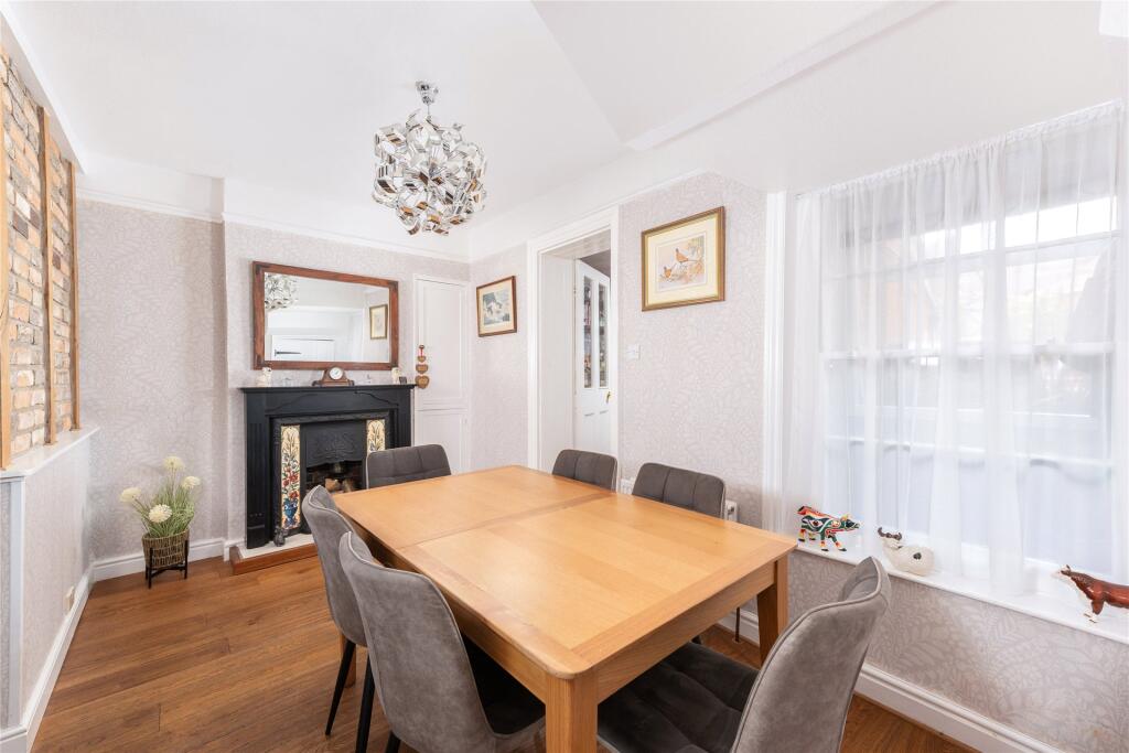 House in Milton Keynes - View 4