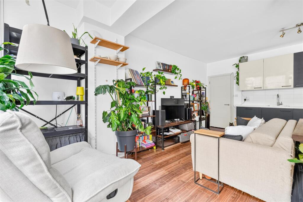 Apartment in London - View 4