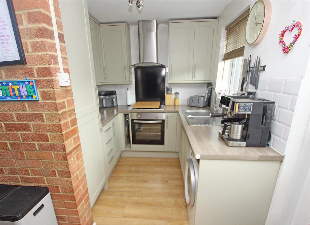 Additional image 8 of Plantagenet Crescent, Bournemouth