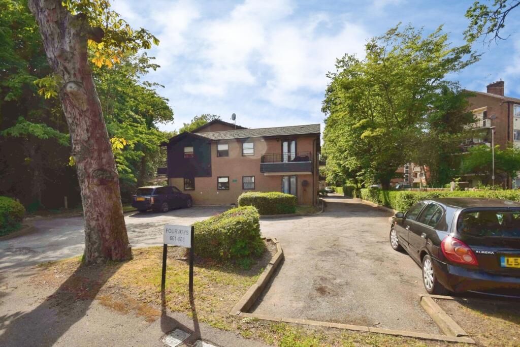 Main image of property: High Road, Buckhurst Hill