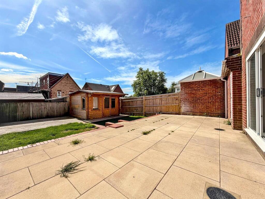 House in Brighton - View 4