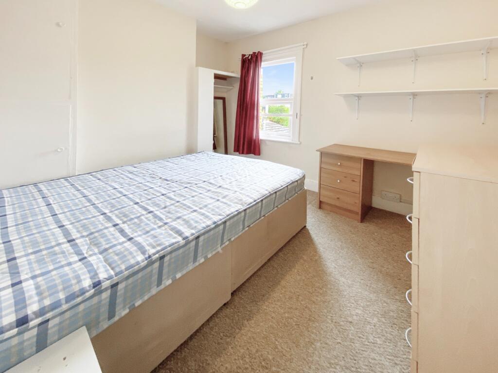 House in Oxford, Robin Hood, East Oxford - View 5