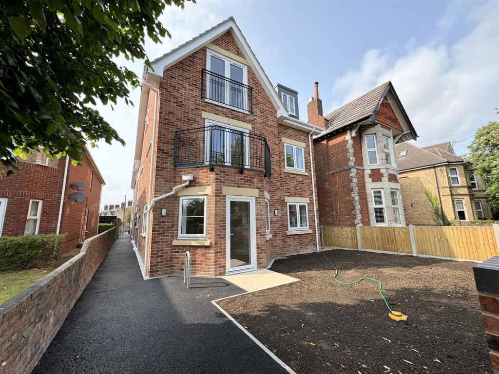 Main image of property: Longfleet Road, Poole