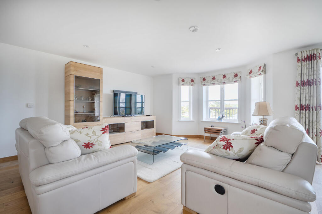 Apartment in Falmouth, Cornwall - View 6