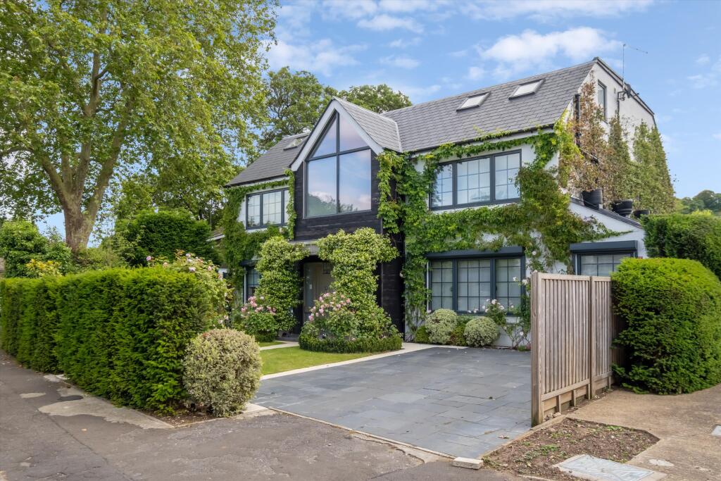 Main image of property: Cedar Heights, Richmond, TW10