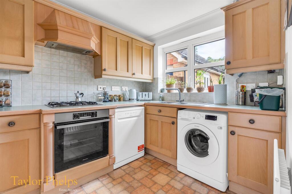 House in Stevenage - View 5