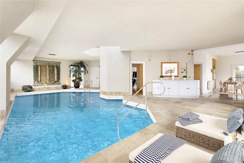 Main image of property: Hyde Park Gate, South Kensington, SW7