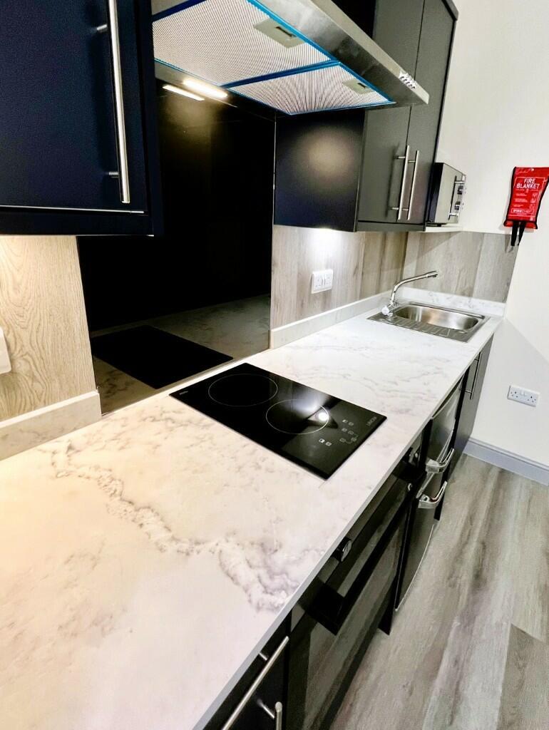 Apartment in Derby - View 5