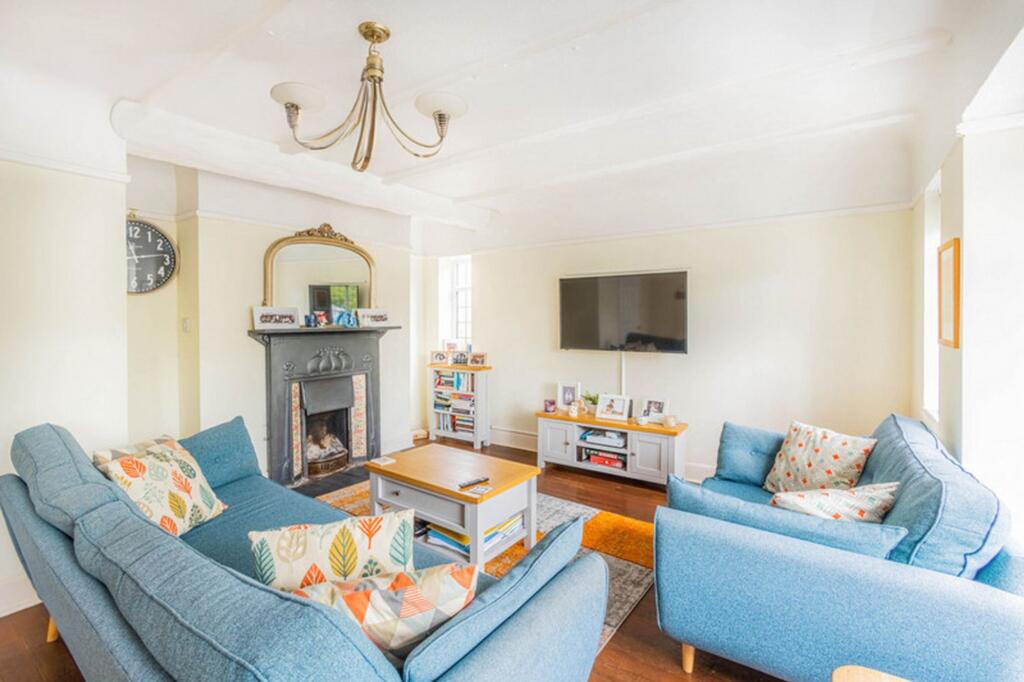 House in Bournemouth - More