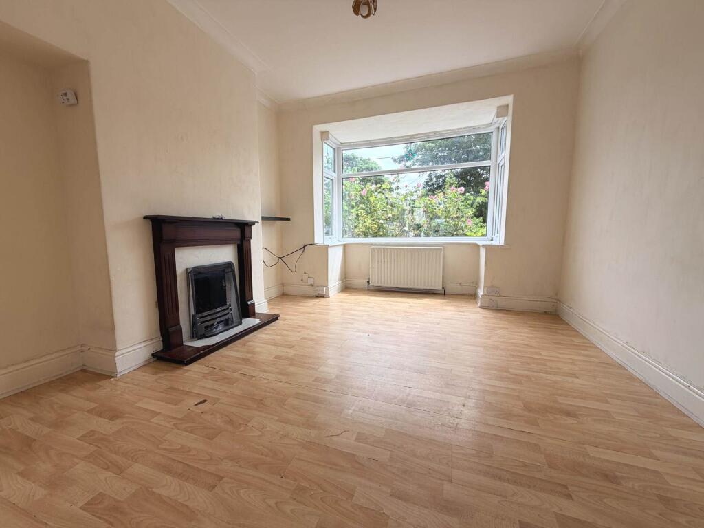 Garstang Road West, Blackpool, FY3 7JH photo 2