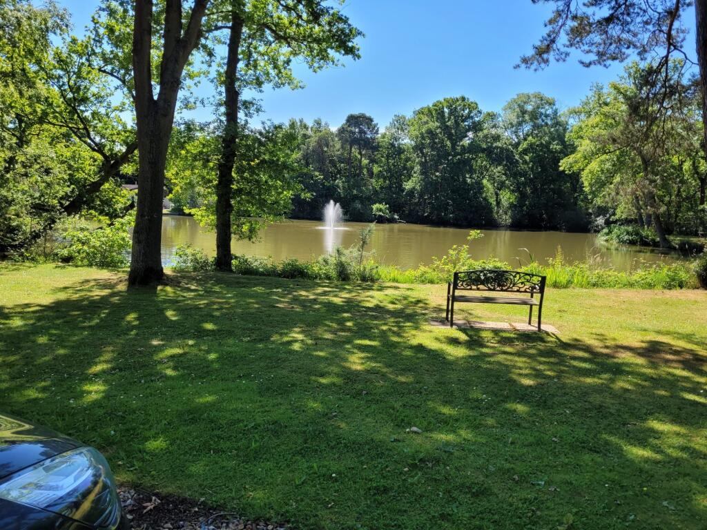 Main image of property: Park Lane, Finchampstead, Wokingham, RG40 4PY