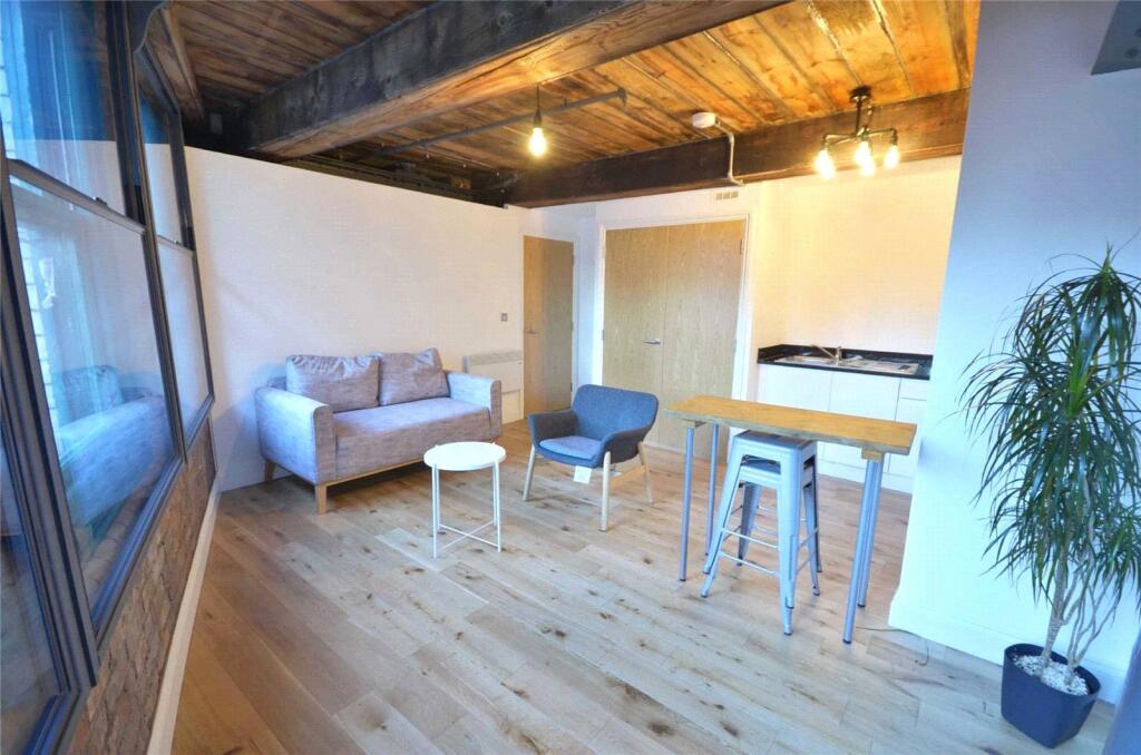 Apartment in Manchester - View 3